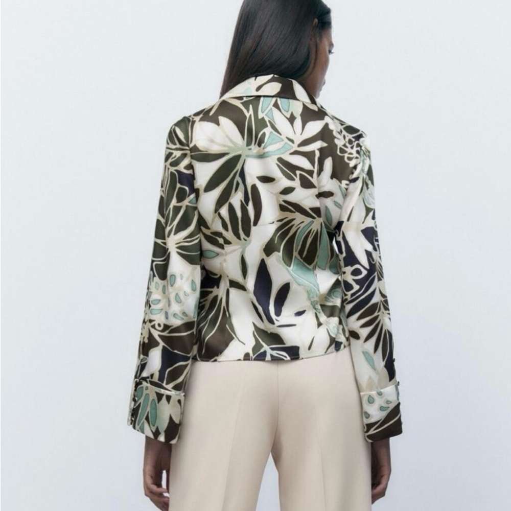 Zara Floral Print Women's Top - Picture 2 of 5